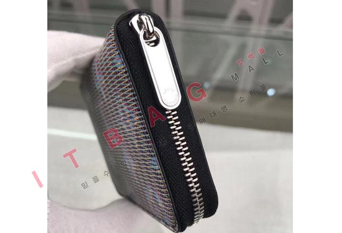 ̺   M68663-1
