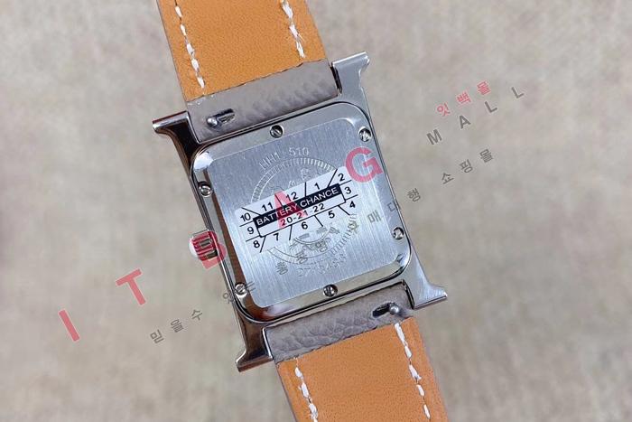޽    Ϻ   22011 ()