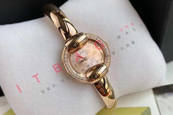     Ϻ    89021 ()