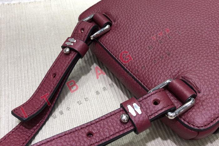  ޽  BU70048 