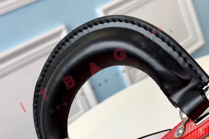 ̺ ̴    M44582-2 