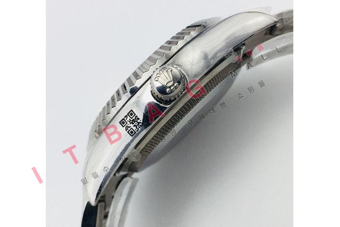 η ƽ  EX11030