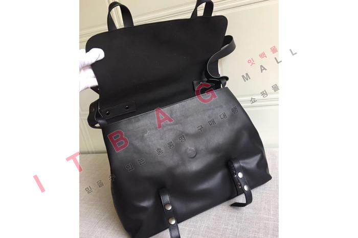 װ ޽    SF1021