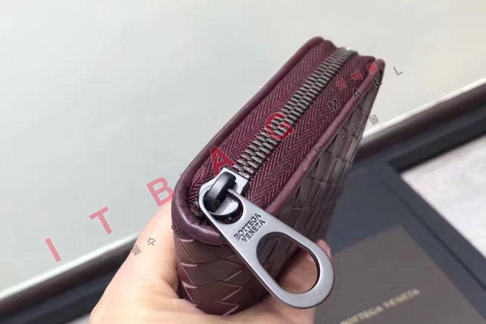 װ    SF8002