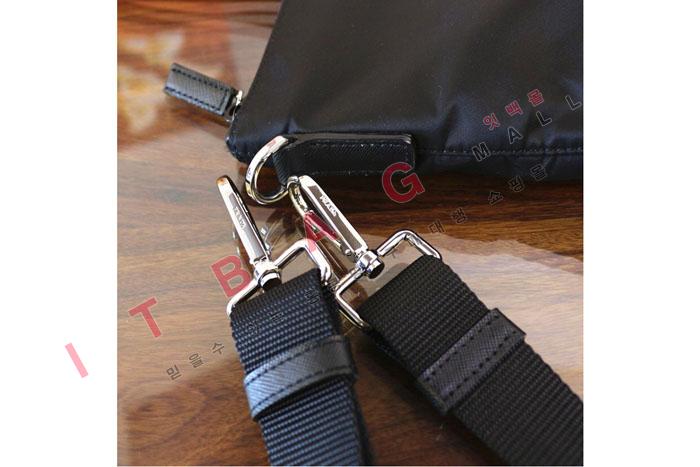  ڳ   BR4696