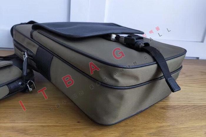  ڳ   2VZ047 