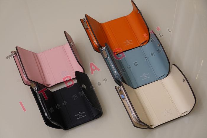 ̺ ̸ XS   M69033