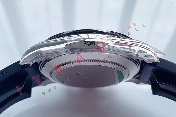 η ƽ  EX11050