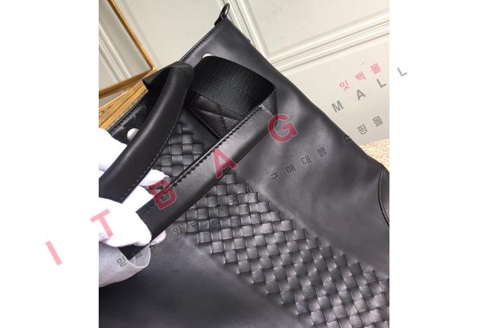 װ  SF10037  