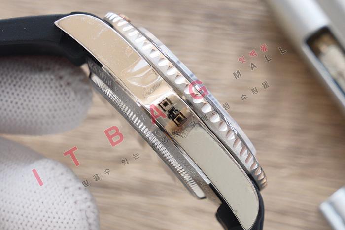 η ƽ   EX11052 