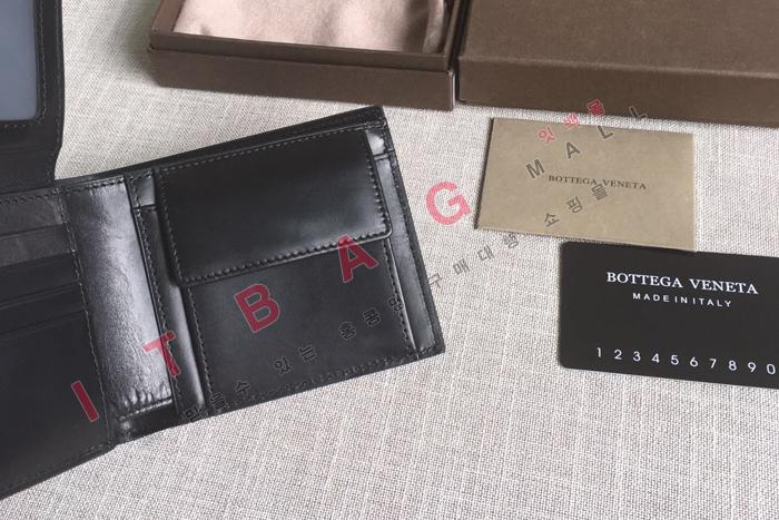 װ  SF8027