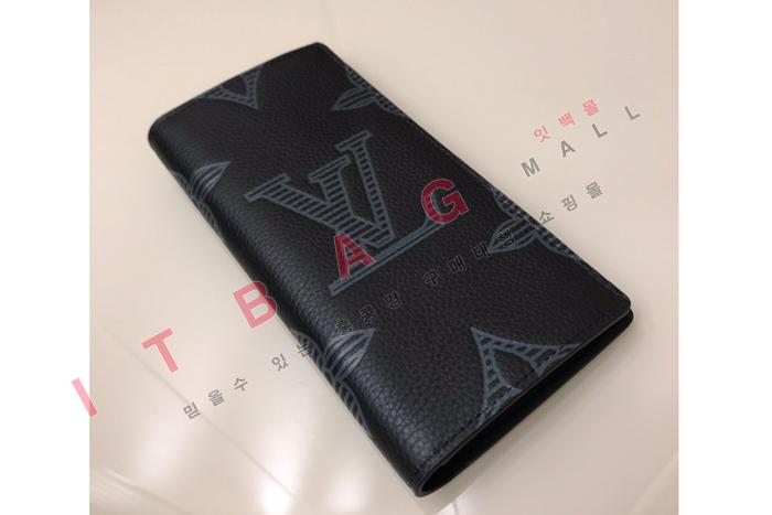 ̺ ¥   M80042