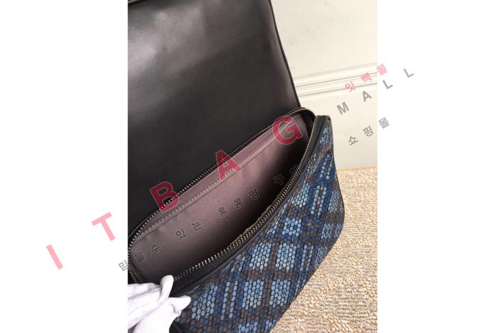 װ   SF10051  ̾
