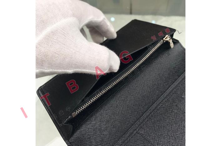 ̺  ¥   M60622