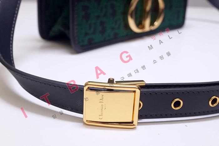  ũ 30    DR90071-1