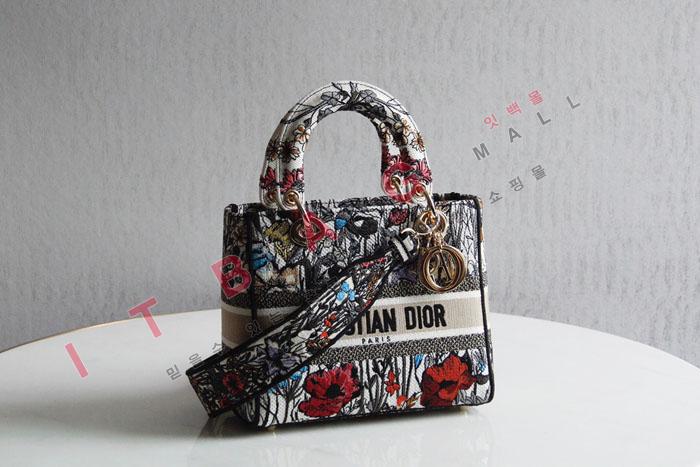  ̵ ̵ Ʈ   DR90089
