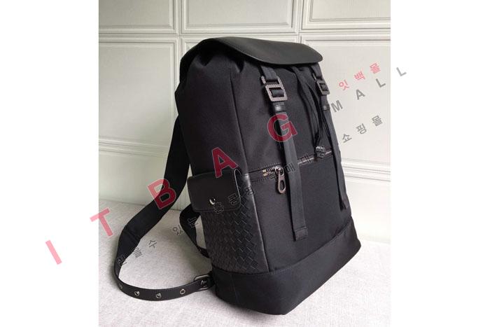 װ   SF100601