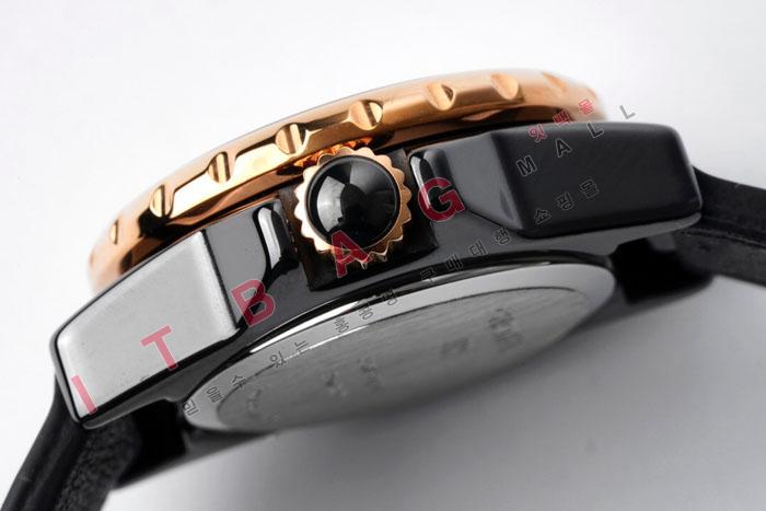   Ϻ  EL1353  ()