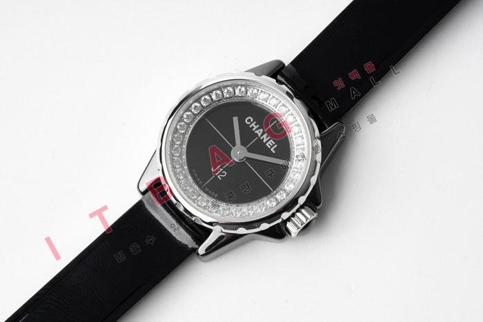   Ϻ  EL1354  ()