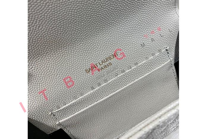 Իζ  ī  651026-5