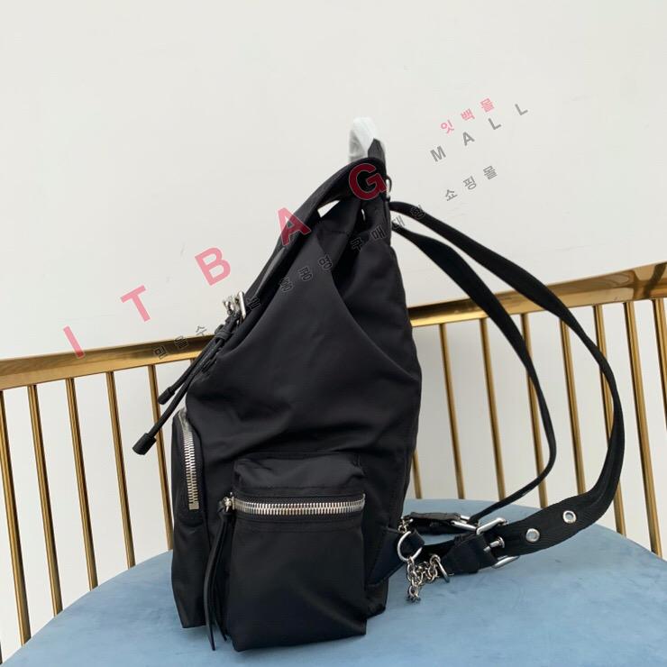   Ϸ   BU70162 ()