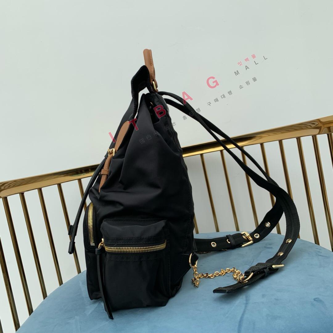   Ϸ   BU70162-1 ()