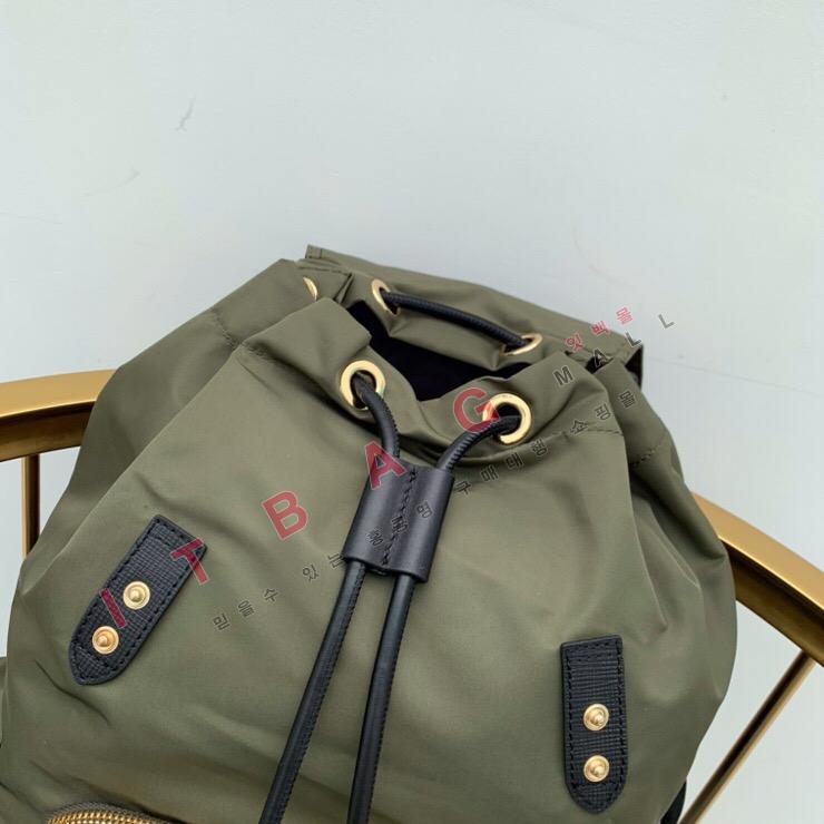   Ϸ   BU70162-3 ()