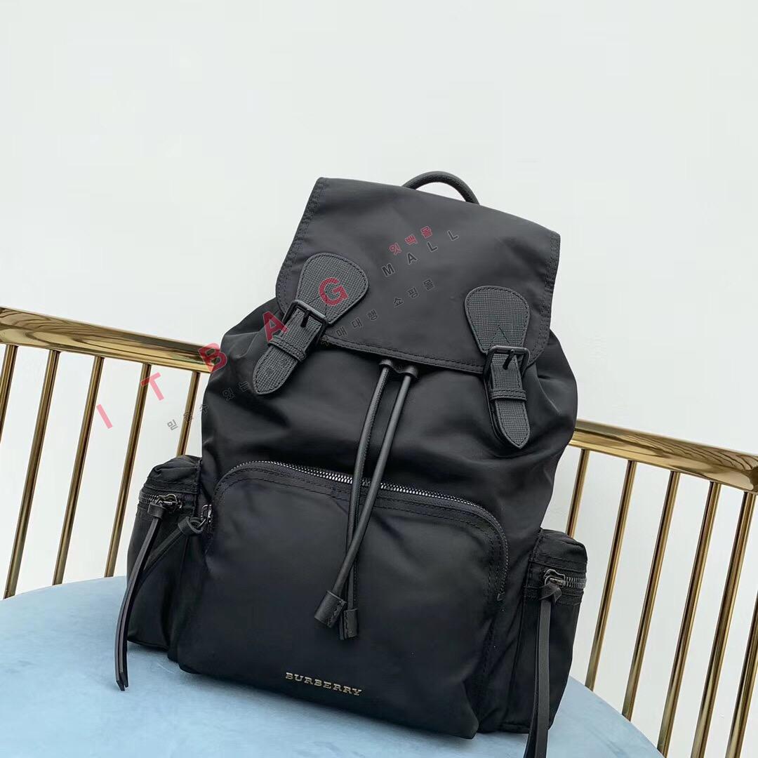  Ϸ     BU70017 