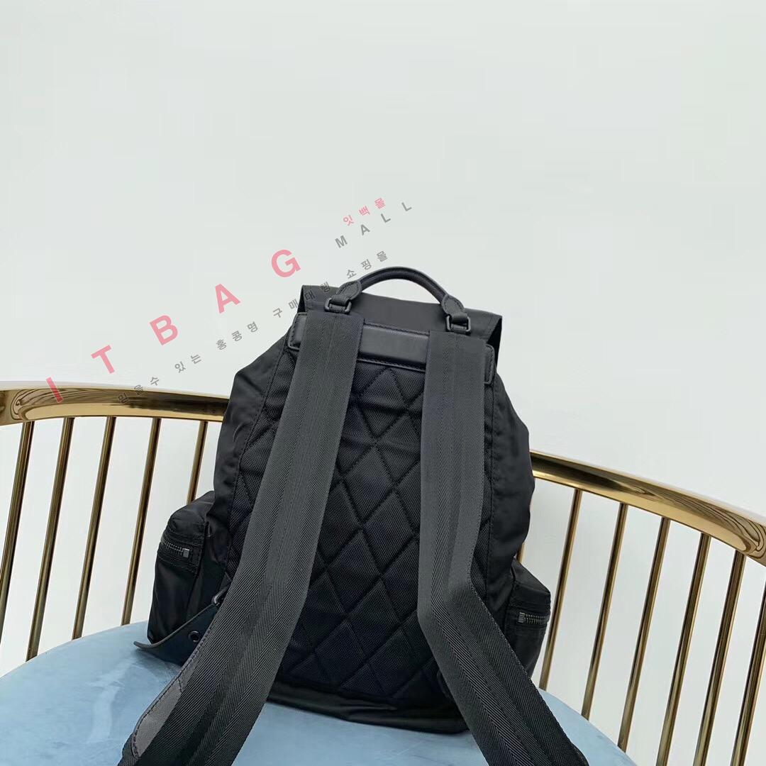 Ϸ     BU70017 