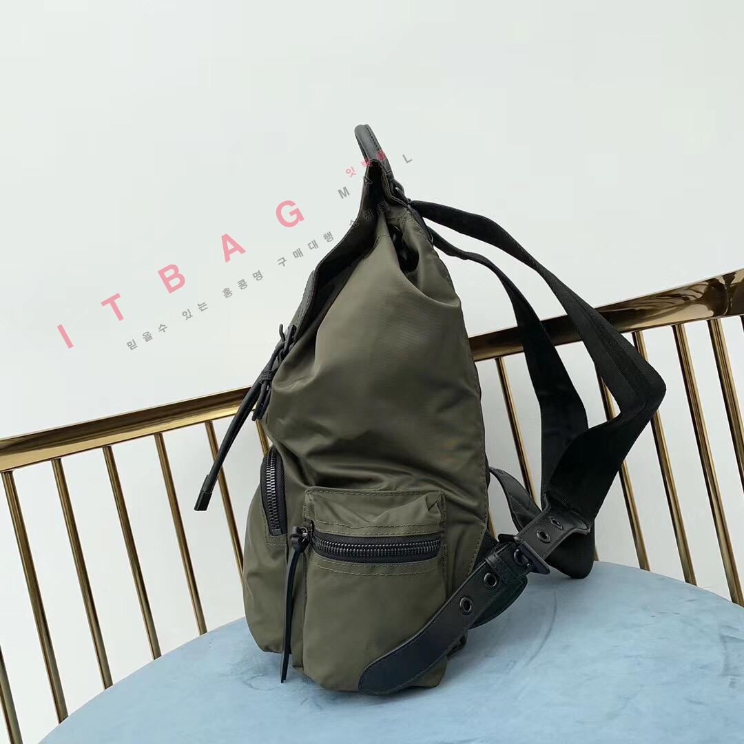  Ϸ     BU70017-1 