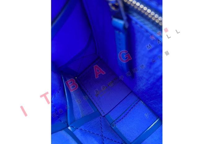 װ Ÿ īƮ  667298-4 ̾ 