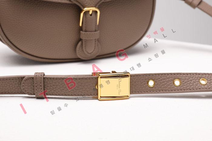  ٺ ũν DR90173-2 (3)