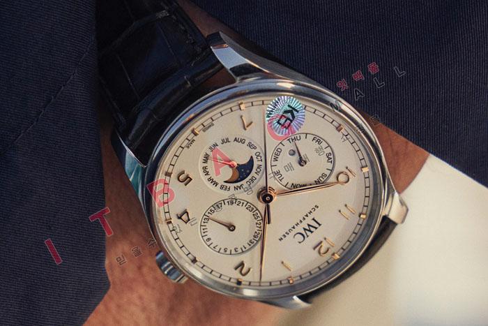 IWC  ƽ ȫṫ W19552