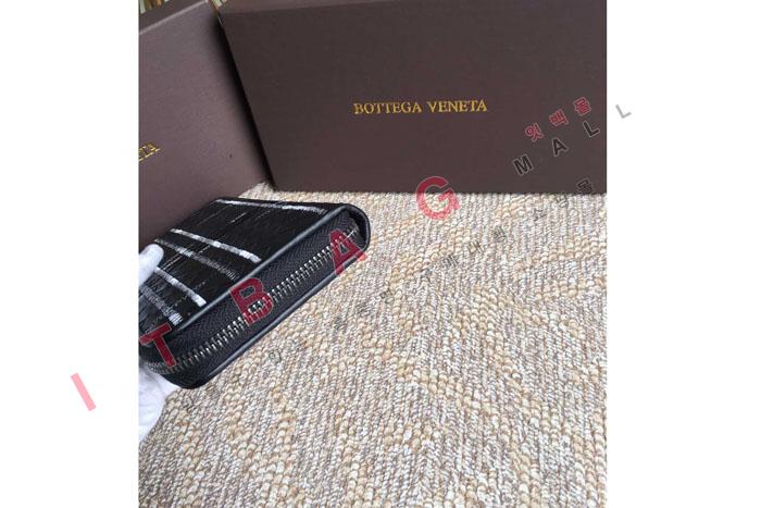 װ    SF8065