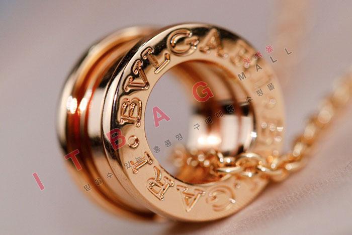 Ұ  SY4300