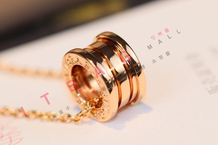 Ұ  SY4300