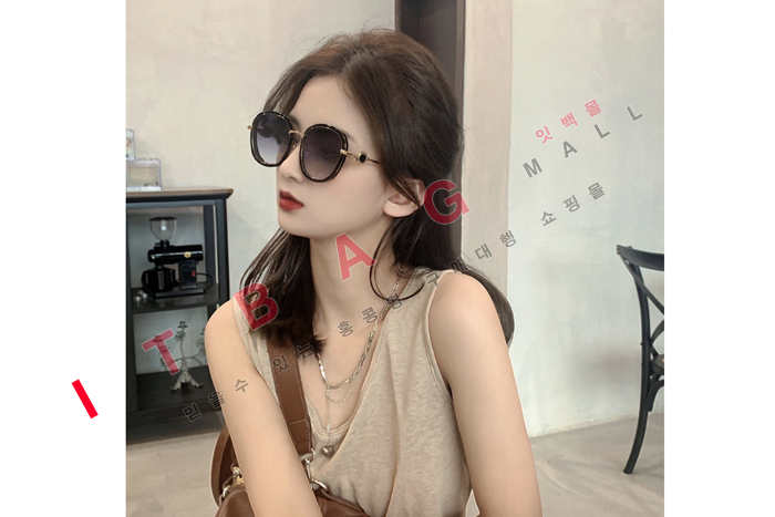 Ұ ۶  BS6429