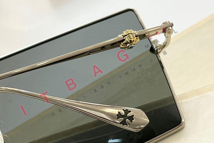 ũ  ۶ BS6458