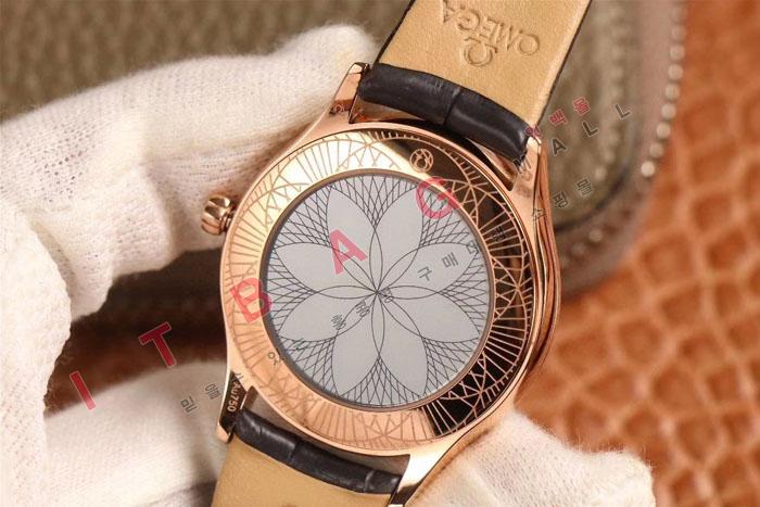 ް    HT60003 ()
