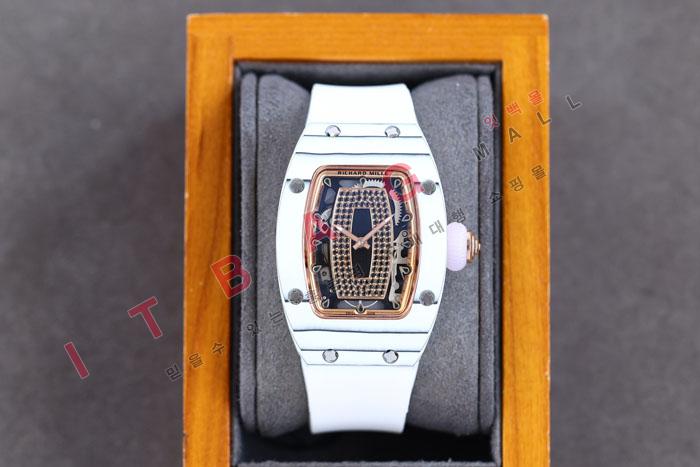    ƽ   HT60007 ()