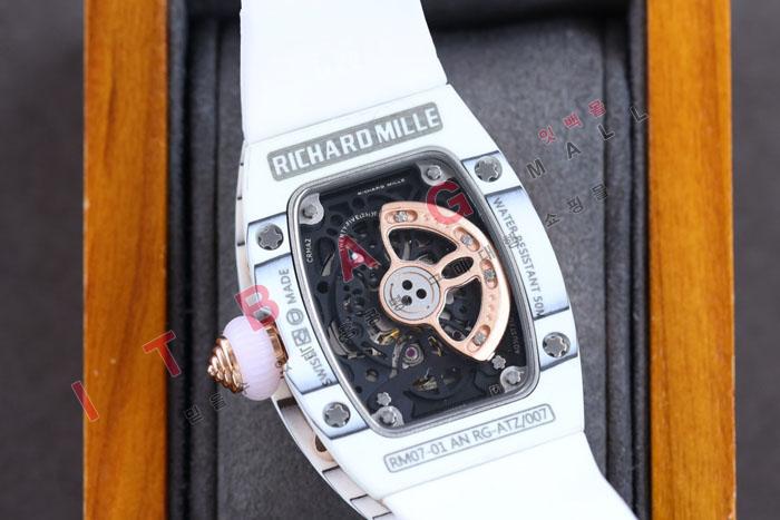    ƽ   HT60007 ()