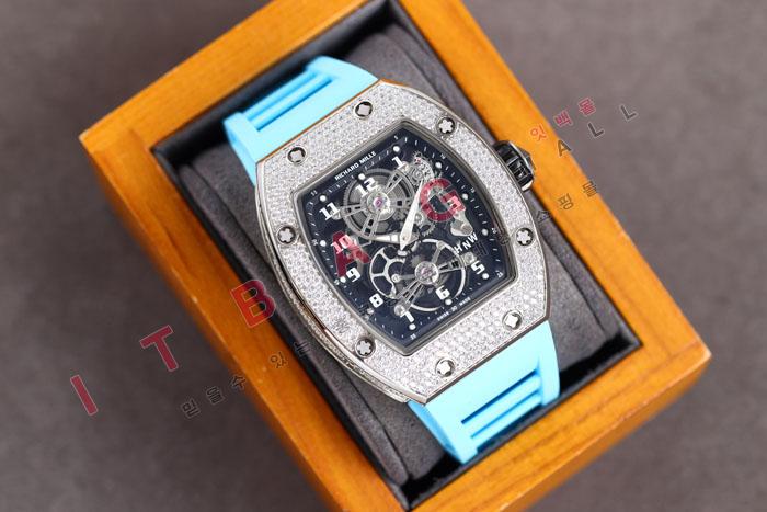    ƽ   HT60008 ()