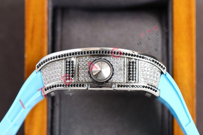    ƽ   HT60008 ()