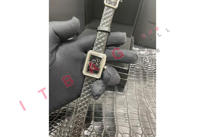     HT60002 ()