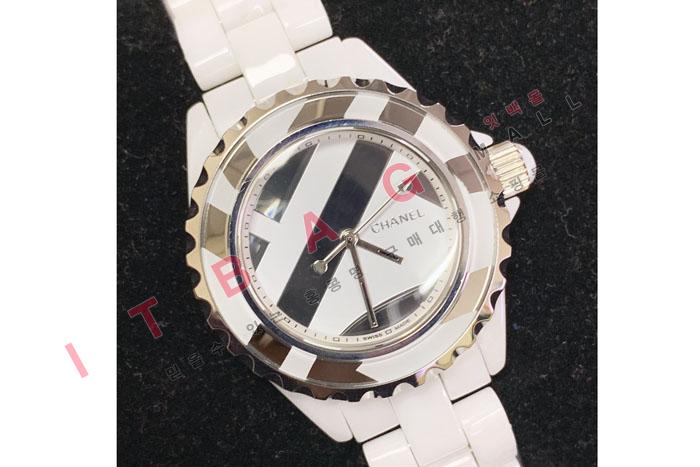  J12    HT60011