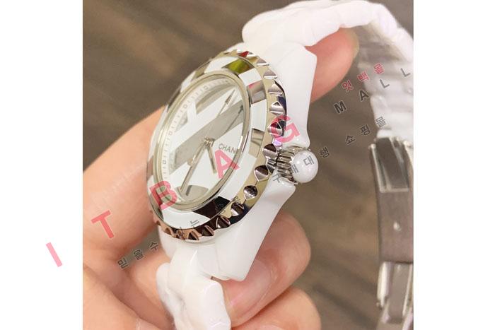  J12    HT60011