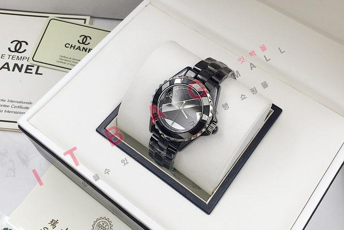  J12    HT60011-1