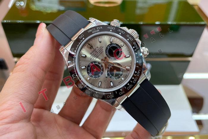 η ƽ   HT60028