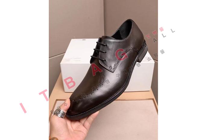 ̺    LP8423