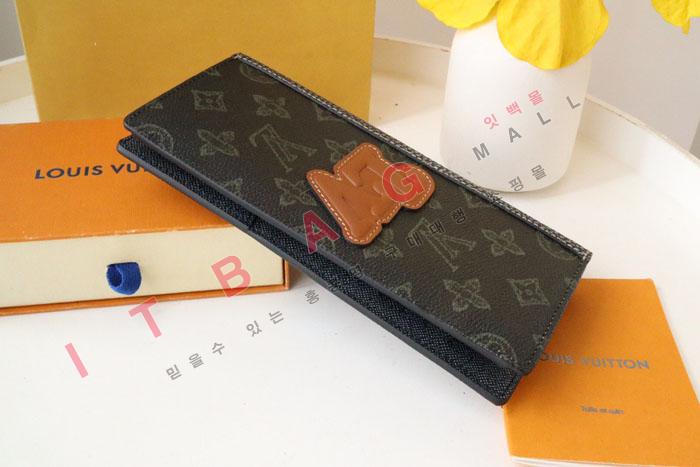 ̺ ¥     M81807